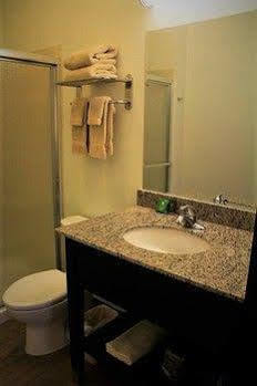 Inn At Hunters Run Watford City Dış mekan fotoğraf