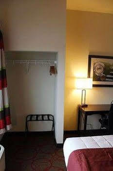 Inn At Hunters Run Watford City Dış mekan fotoğraf