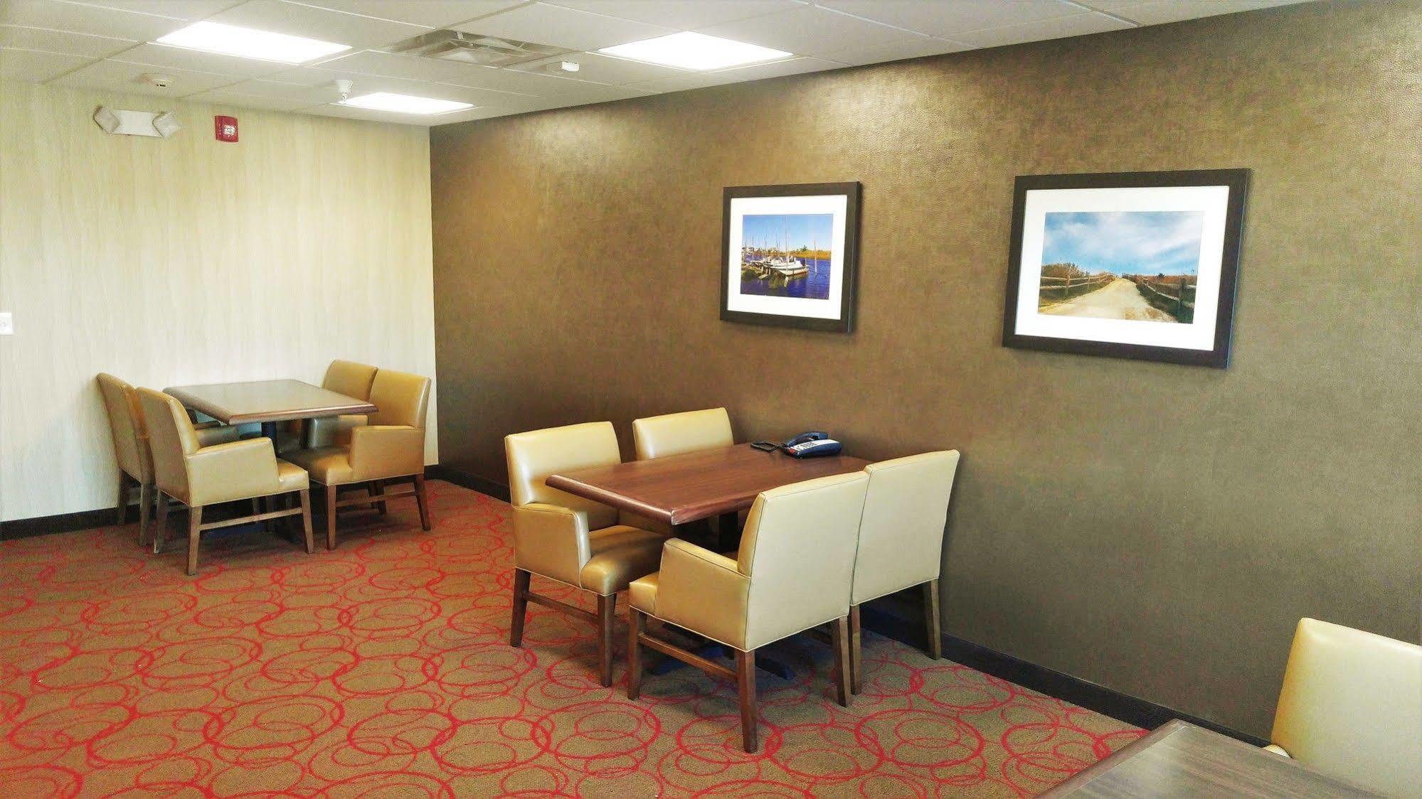 Inn At Hunters Run Watford City Dış mekan fotoğraf
